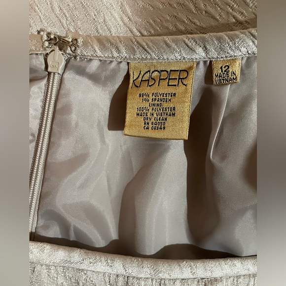 Kasper Silver Taupe Women's Suit 12 NWOT - Picture 7 of 9